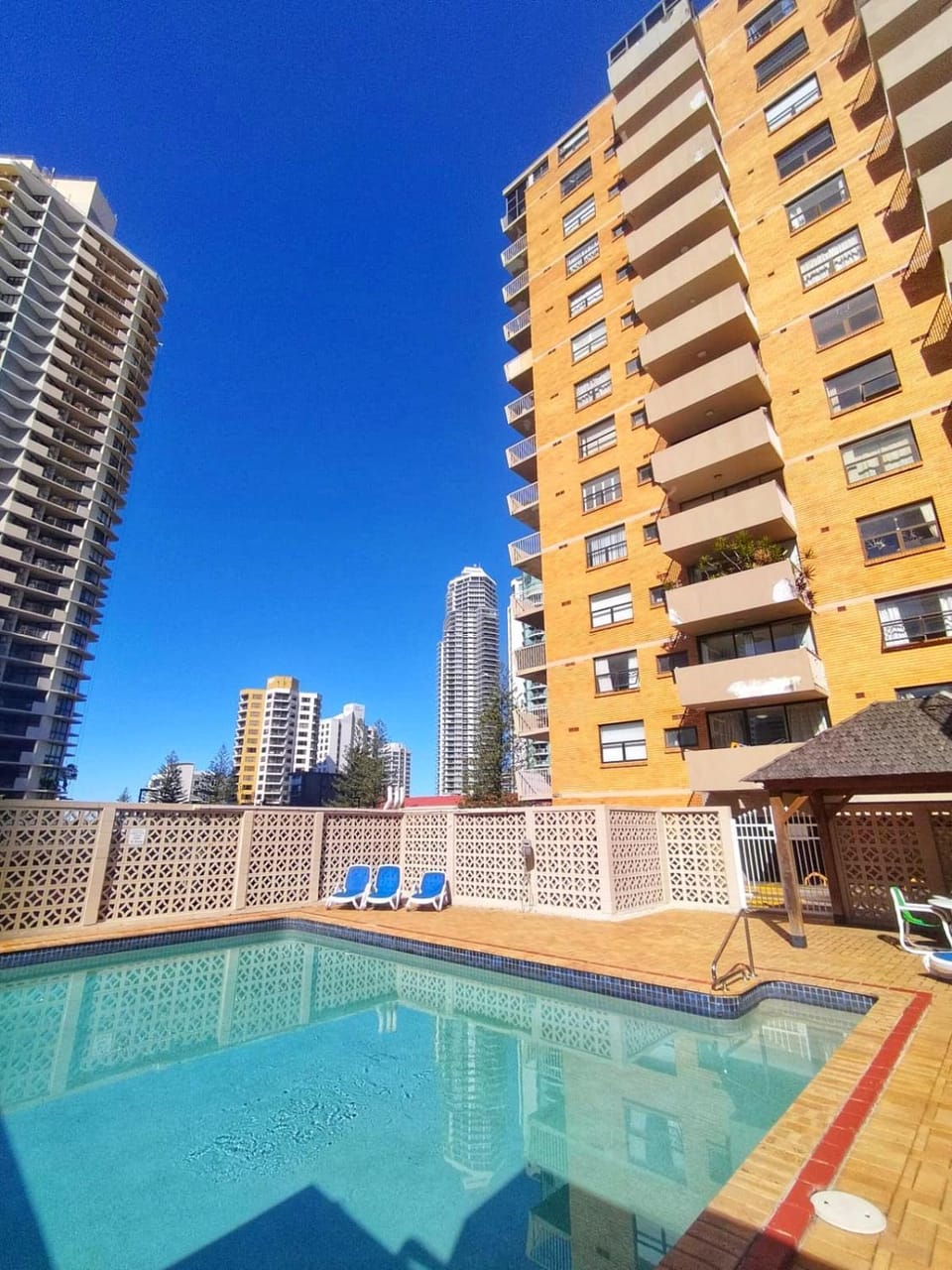 Paradise Towers Holiday Apartments Apartment in Surfers Paradise Boulevard
