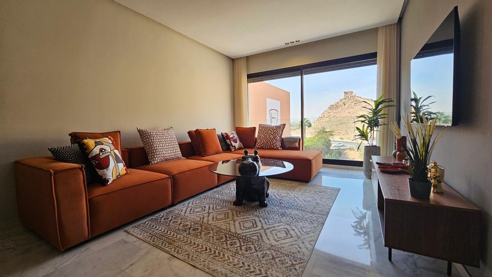 Communal lounge/ TV room, TV and multimedia, Living room, Seating area