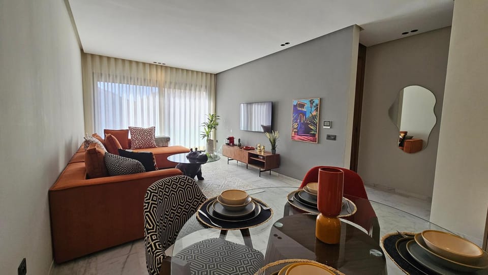 Coffee/tea facilities, Living room, Seating area, Dining area