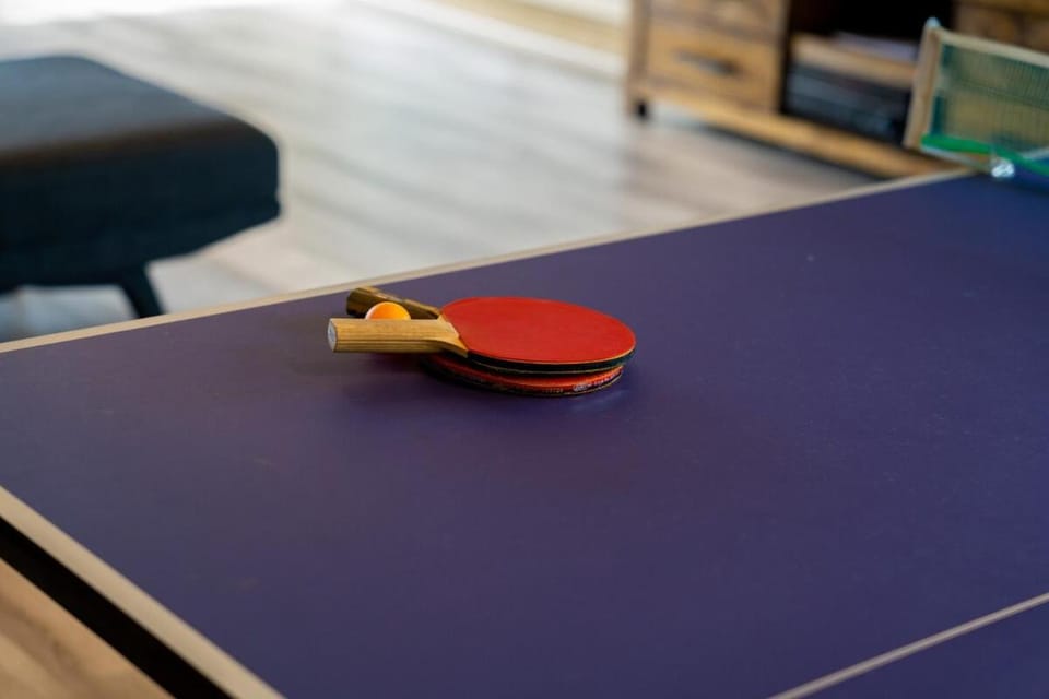 Game Room, Table tennis
