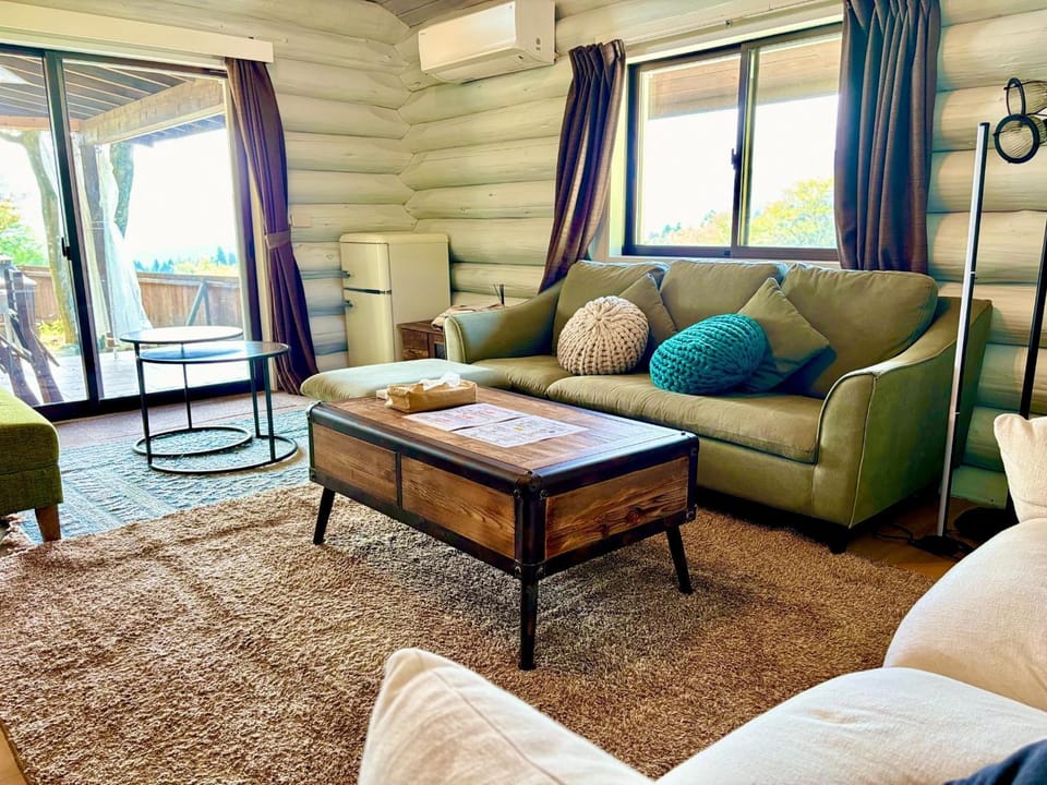 Minamiaso BlueBeeGarden Campground/ 
RV Resort in Japan