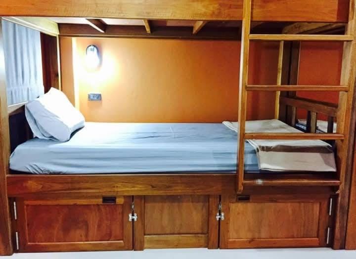 NOMAD HOSTEL KRABI AND TRAVEl Hostel in Krabi Changwat