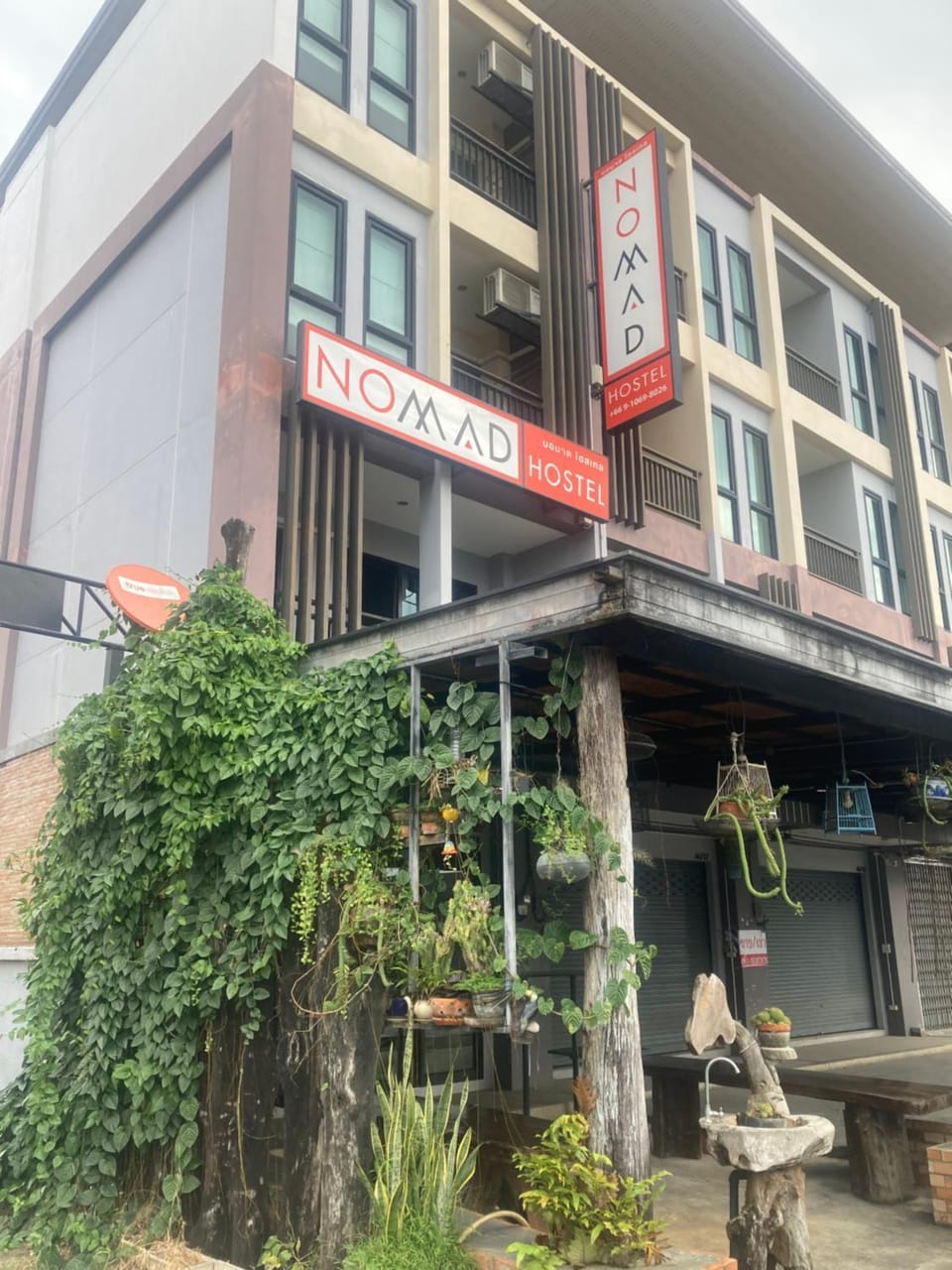 Nomad hostel Krabi and Travel Hostel in Krabi Changwat