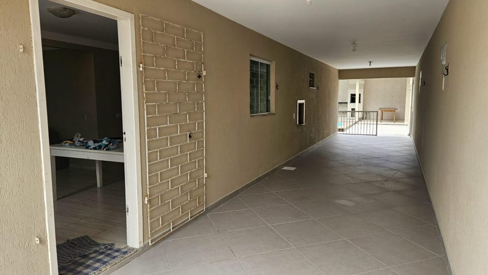 Casa com piscina matinhos House in State of Paraná