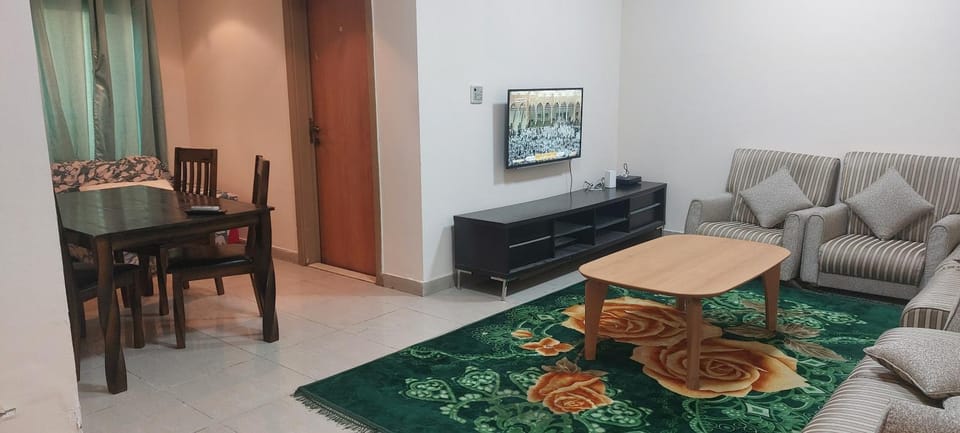 BEAUTIFUL 2 BEDROOM APPARTMENT DUBAI SHARJAH BORDER By MAUON COM Apartment in Al Sharjah