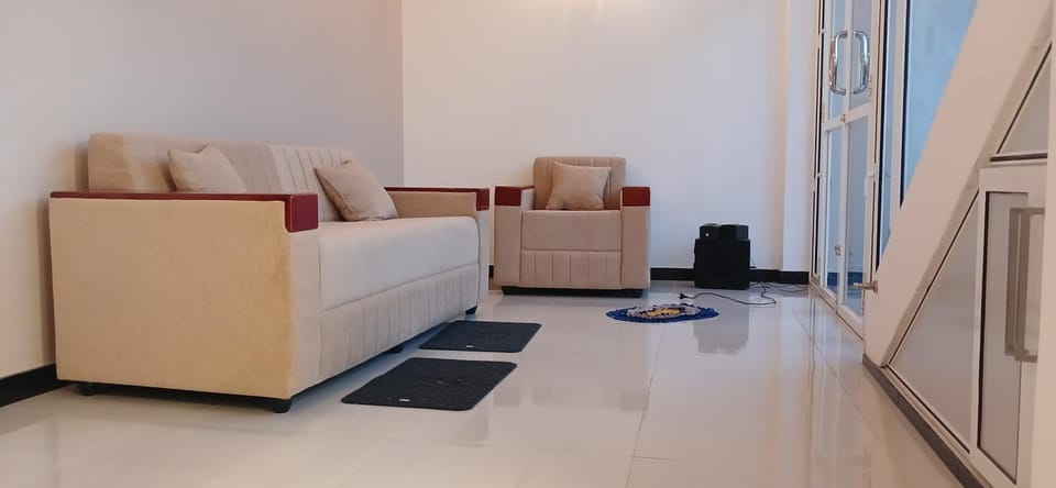 Lakeside Villa, kamburugamuwa Apartment in Kamburugamuwa