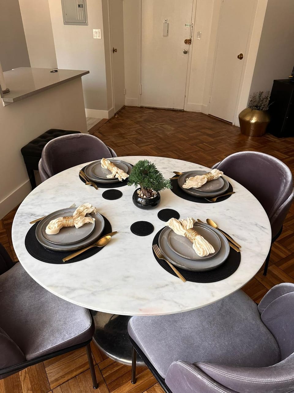 Warm and Welcoming Apartment hotel in San Fernando Valley