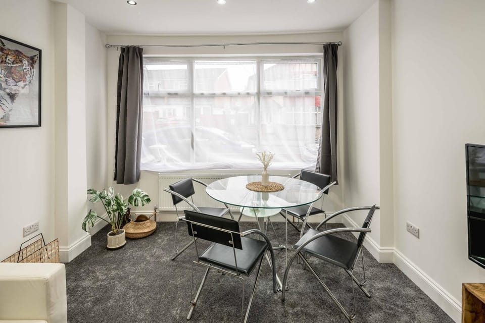 JB Stays Croydon Apartment in Croydon