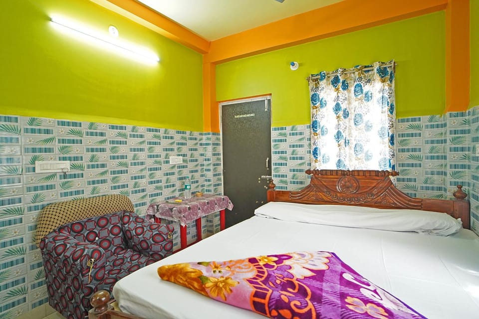 Bed, Photo of the whole room, Bedroom, wardrobe