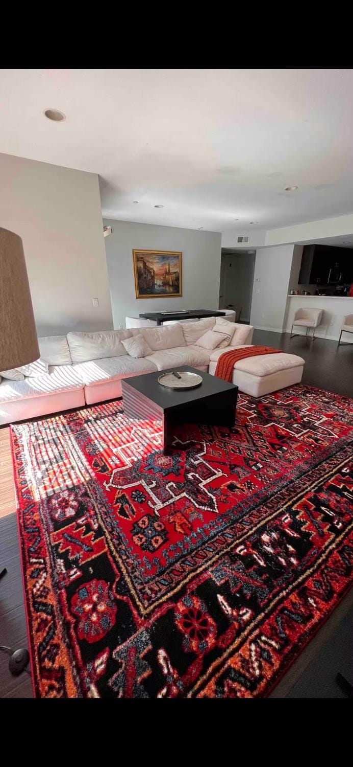 Private Room and Bathroom Apartment hotel in Hollywood
