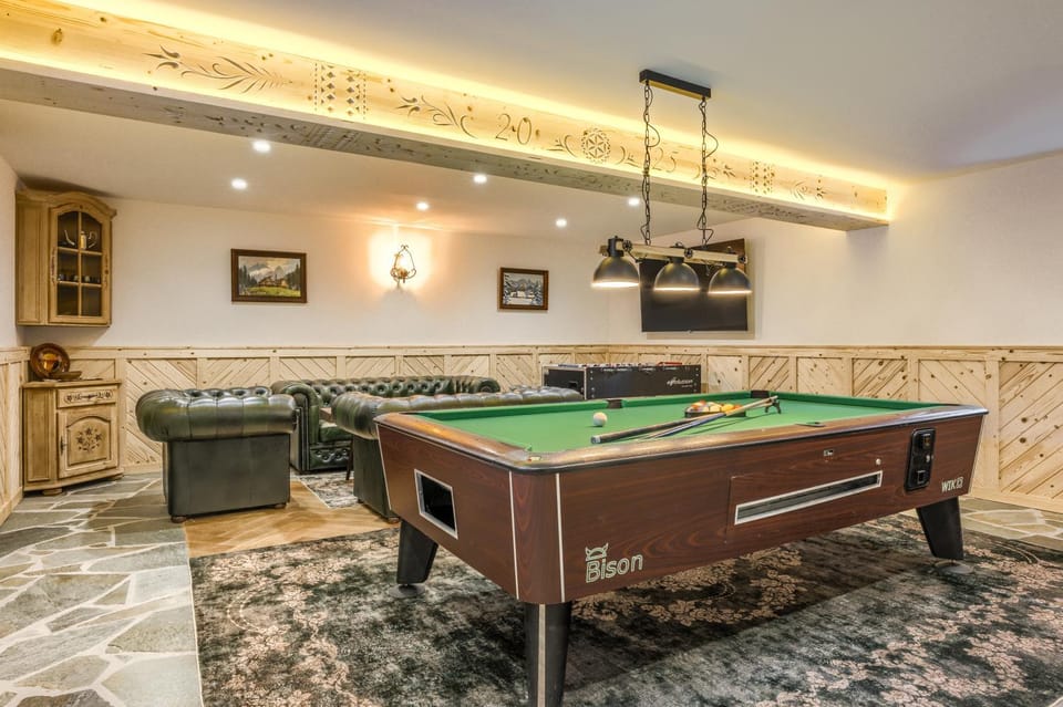 Billiard