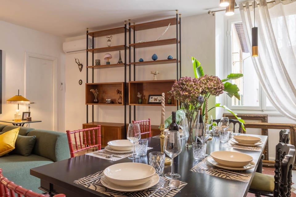 Living room, Dining area