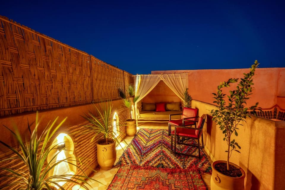 Riad Le Graff Pink Bed and Breakfast in Marrakesh