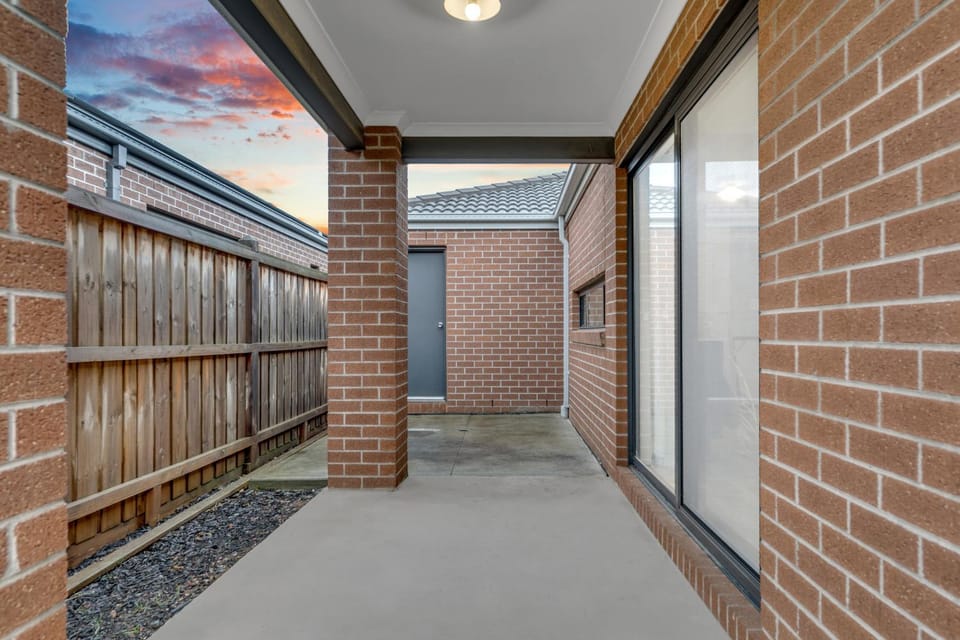 Garage converted into a room Vacation rental in Truganina