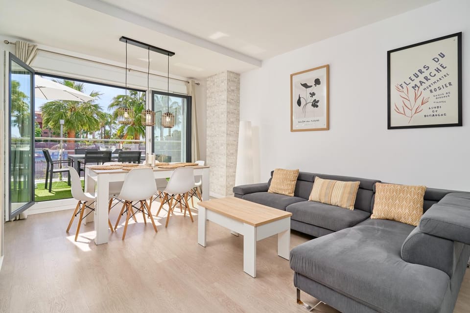 Property building, Living room