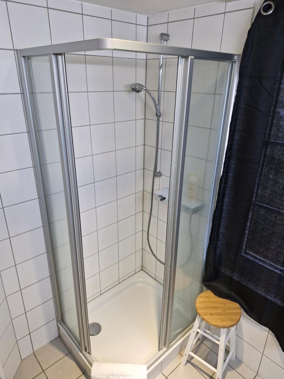 Ronahi`s Hotel & Pansion Bed and Breakfast in Celle