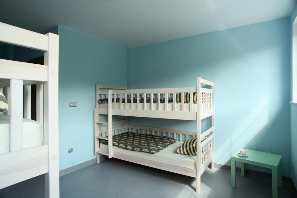 Bedroom, bunk bed