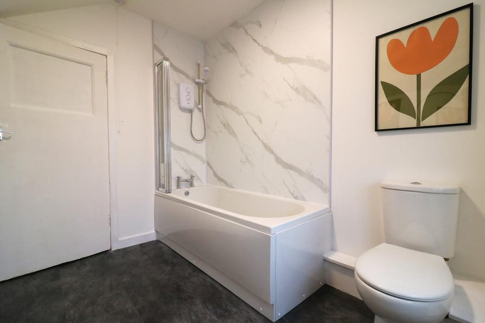 Toilet, Bathroom, Bath