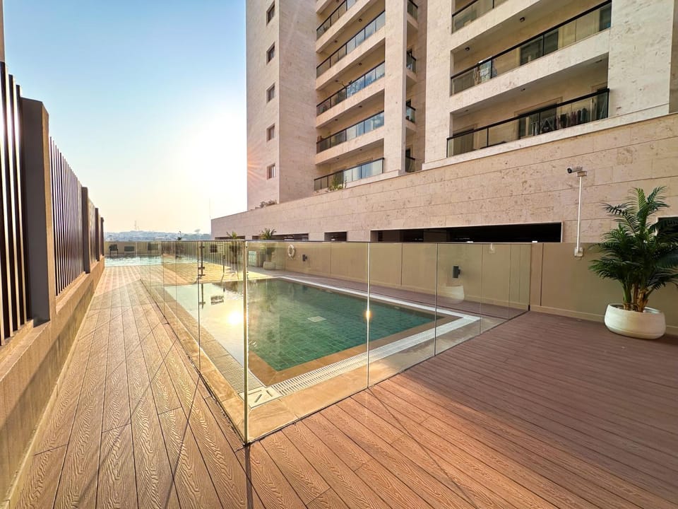 Pool view, Swimming pool