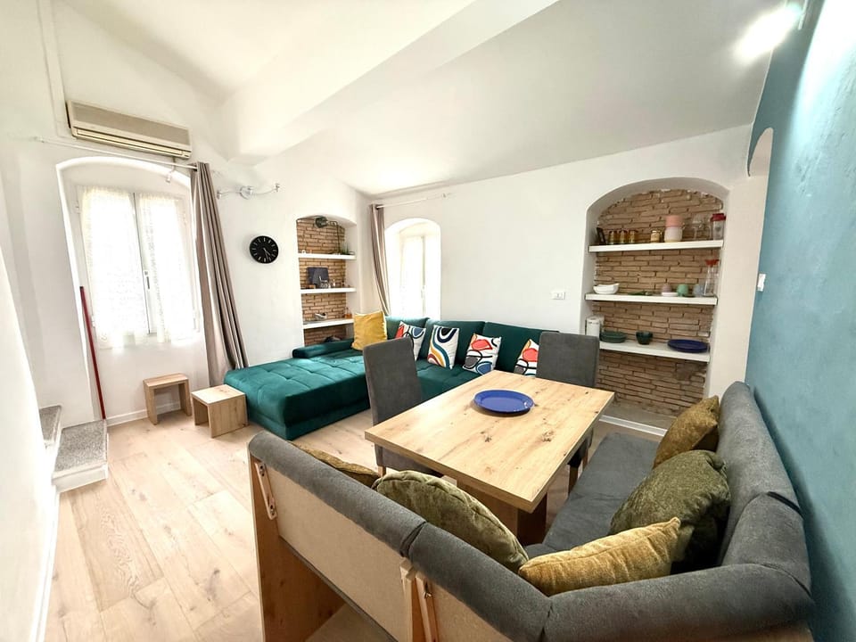 Suite Arnaldo 6 - Sanremo Apartment in Sanremo