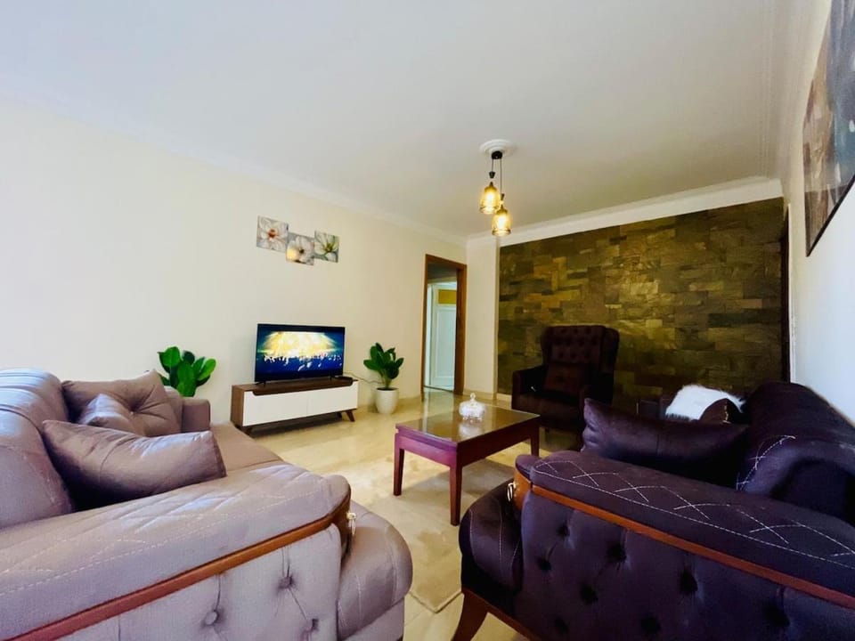 Bright & Comfortable 2BR Apartment in New Maadi Apartment in Cairo Governorate