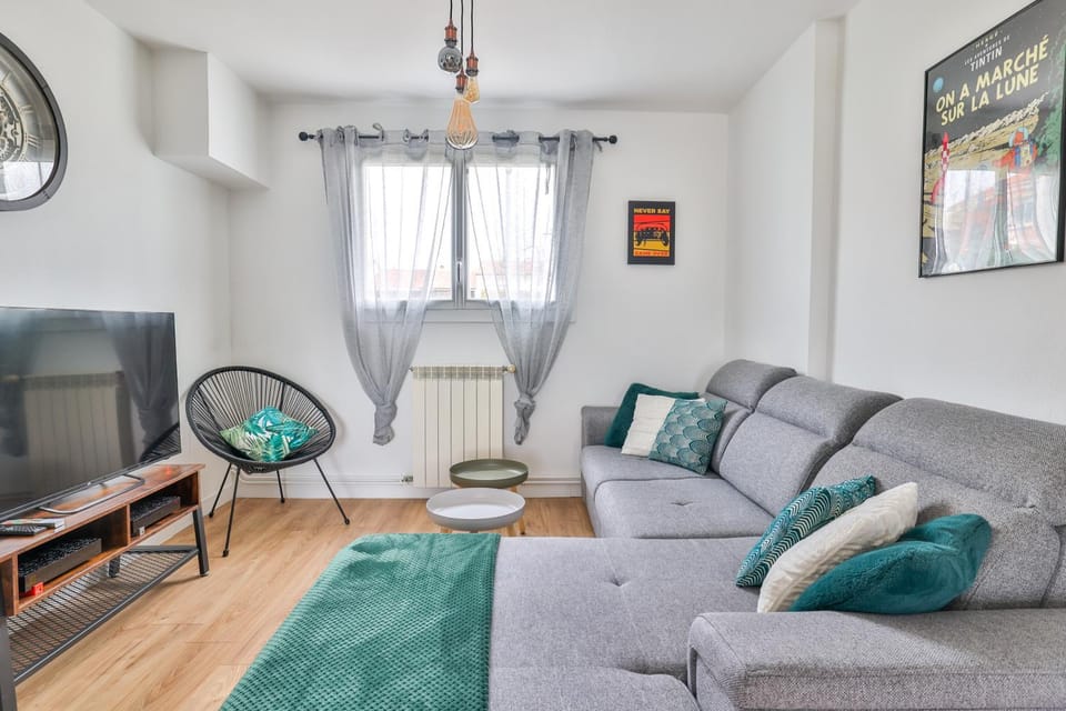 TV and multimedia, Living room, heating, internet