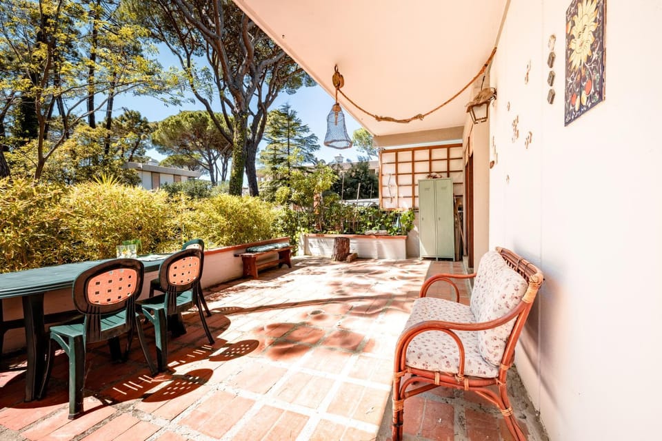 Day, Garden, View (from property/room), Balcony/Terrace, Dining area, Garden view