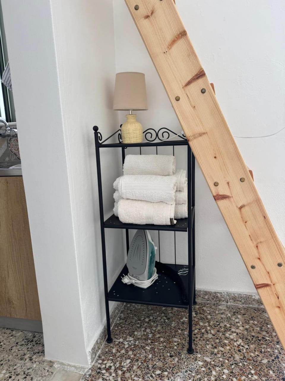 Nostalgia Traditional Home Apartment in Euboea