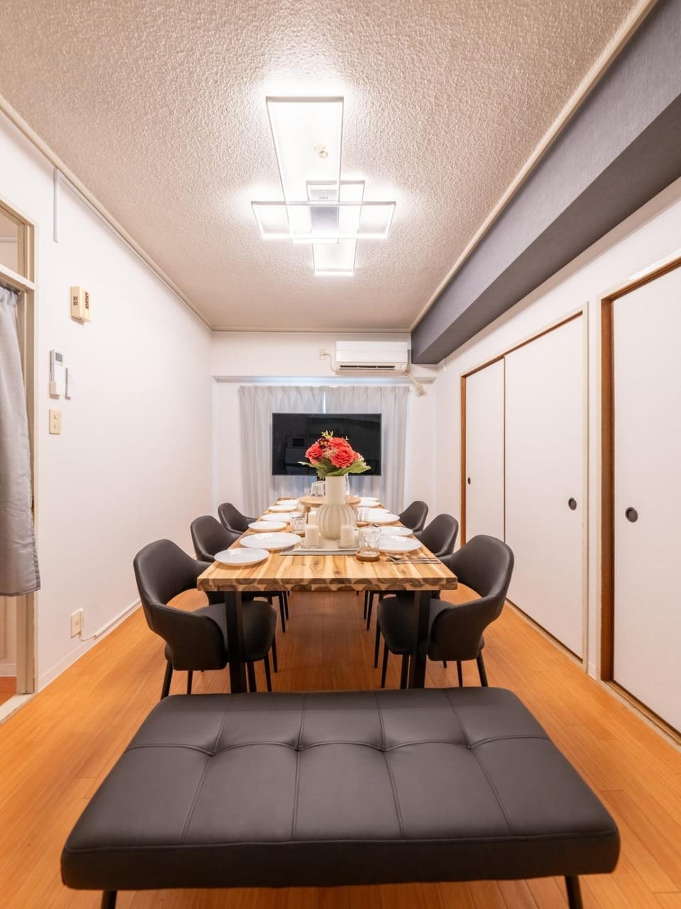 MBY Namba 3BR suite close to Namba Self Check-In Apartment in Osaka