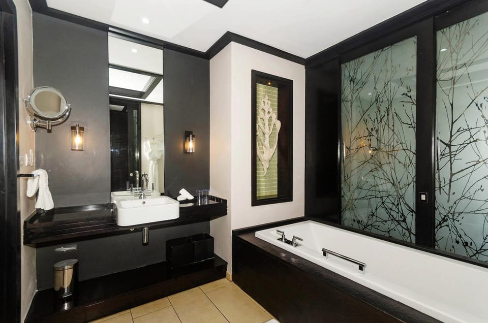 Bathroom, Bath, towels