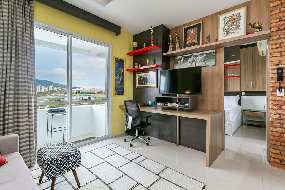 WI-FI 500MB | 43” Smart TV | Swimming Pool #ITA10 Apartment in Florianopolis