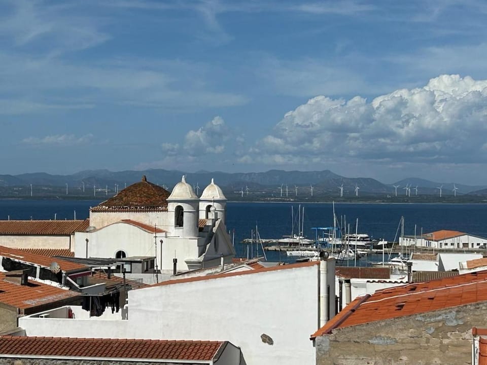 Centro e mare vicini House in Calasetta