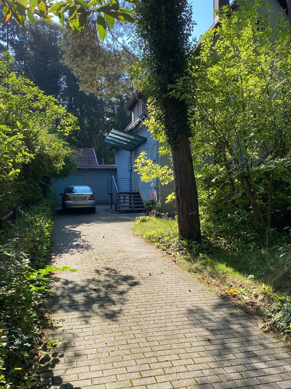 Garden, Parking