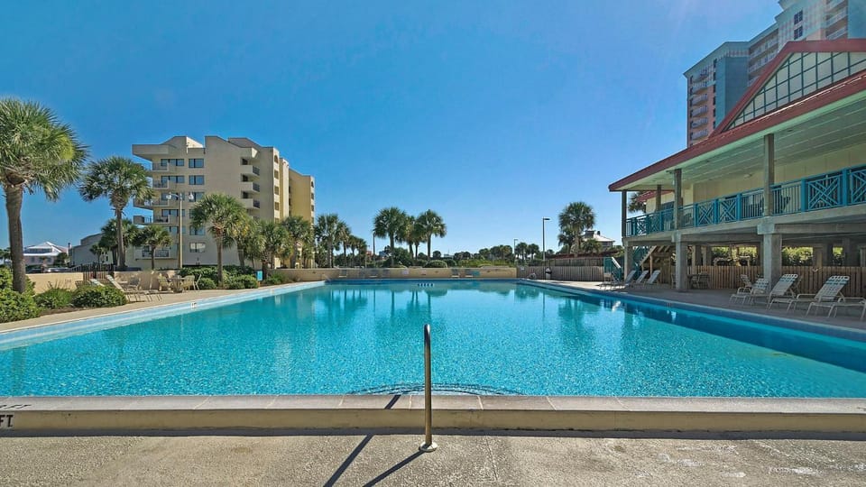 Santa Rosa Dunes 825 House in Pensacola Beach