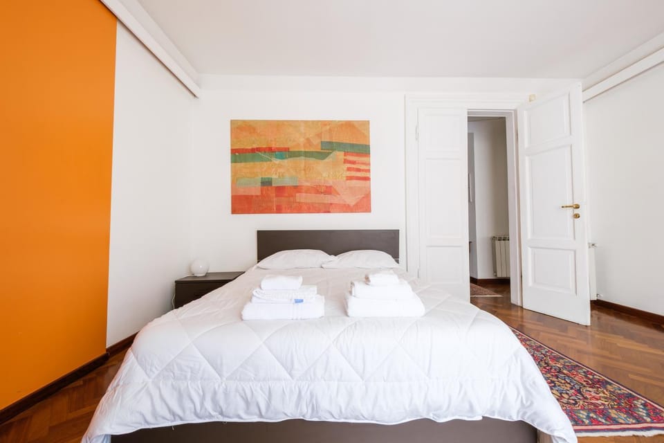 Living room, Bedroom