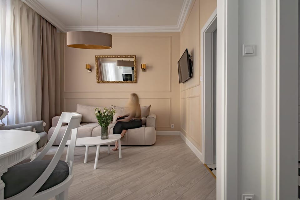 Living room, Photo of the whole room, Seating area