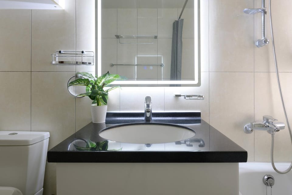 Taipei Main Station Modern Comfort Apartments - 台北車站現代舒適電梯大樓 Apartment in Taipei City