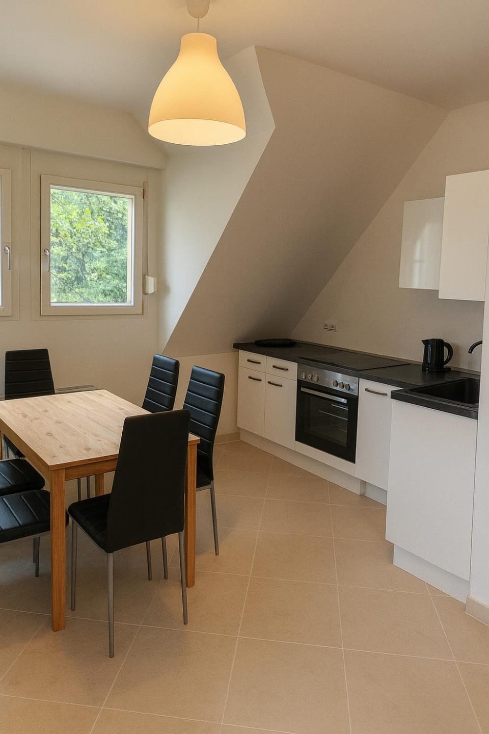 Waterfront Lake Apartment for 8 Persons with Free Parking Apartment in Villach