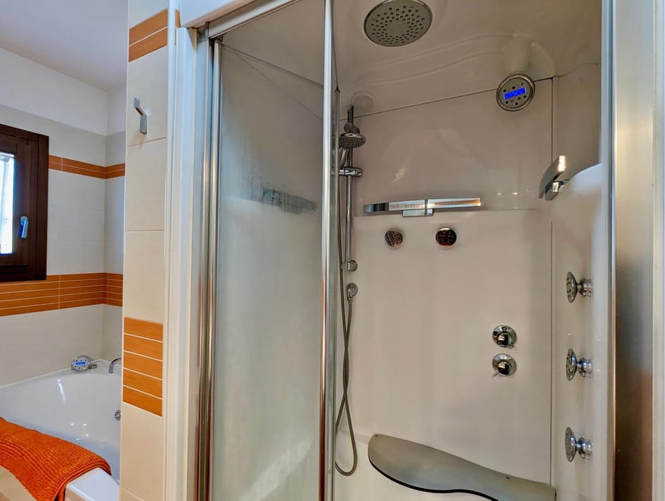 Shower, Bathroom