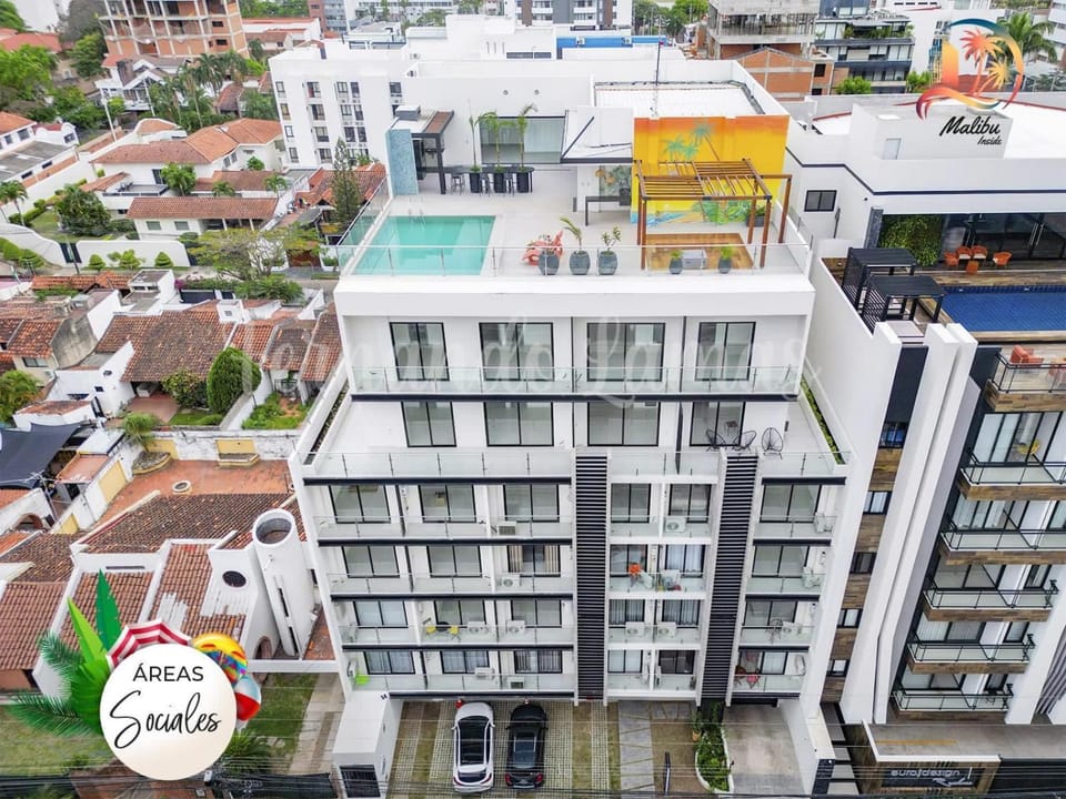 Property building, Bird's eye view, Street view, Swimming pool, Location, Parking