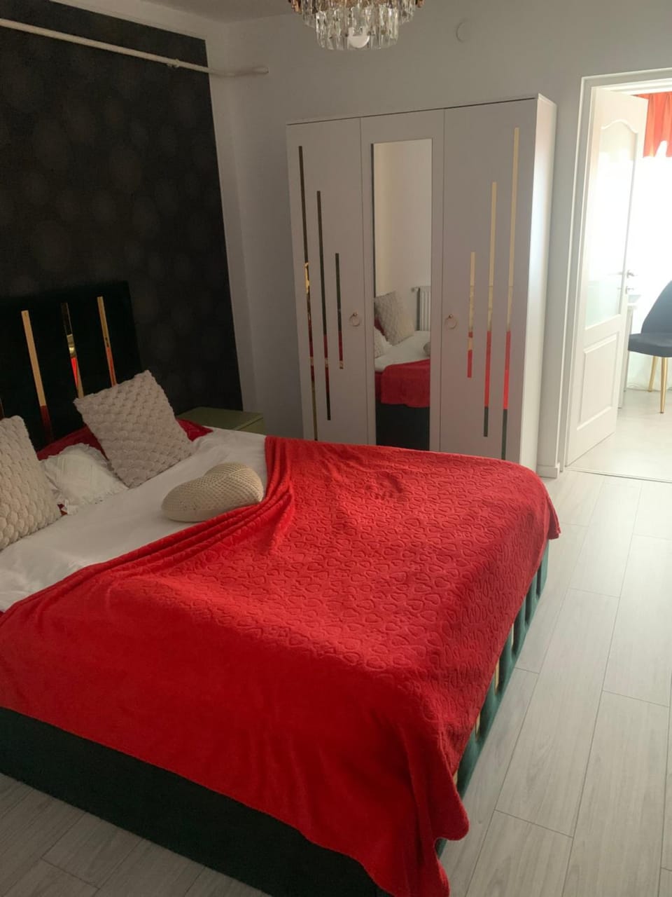 Slatina Armoniei central Luxury Studio Oferim transport de la aeroport și retur contra cost Apartment in Romania