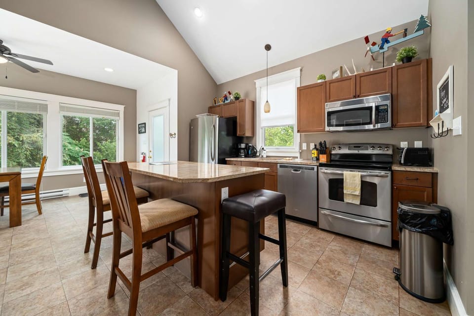 The Pronghorn - 97 Butternut House in New York
