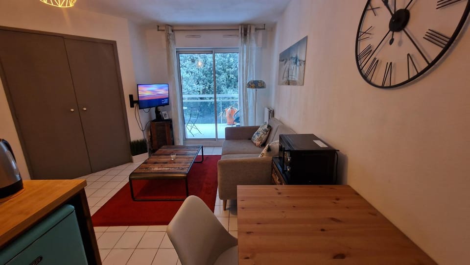Cosy appartement Beaux-Art à 5min du Corum Apartment in Castelnau-le-Lez