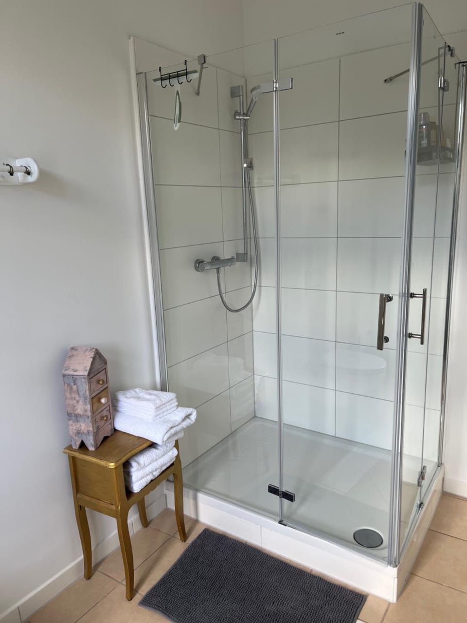 Shower, Bathroom