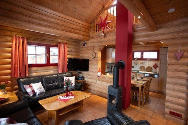 HyggeZeit-im-Holzblockhaus-in-Wernigerode House in Wernigerode