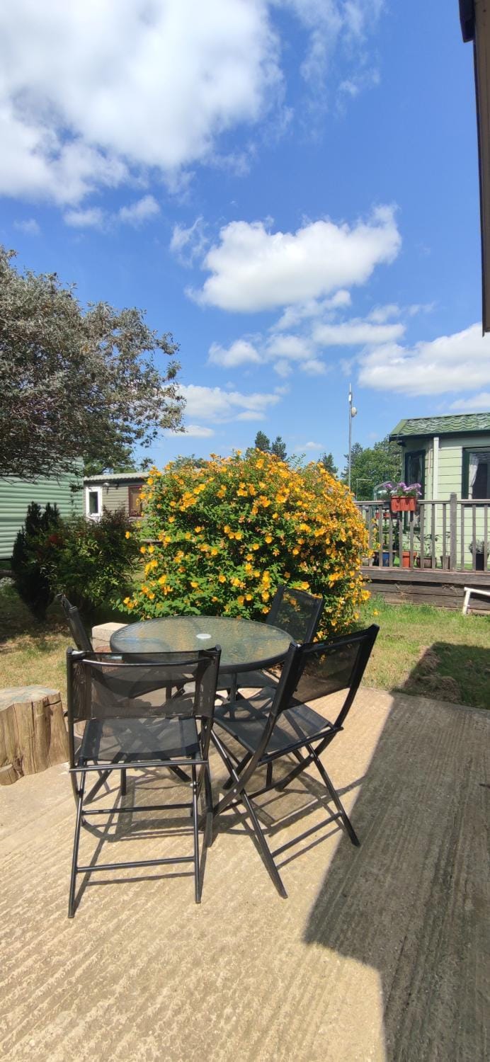 Billing Aquadrome , Hailsham 2 Bedrooms, BLP60 Apartment in Northampton
