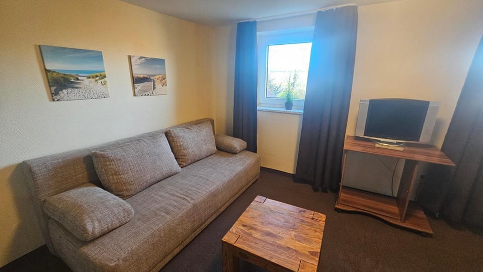 TV and multimedia, Seating area