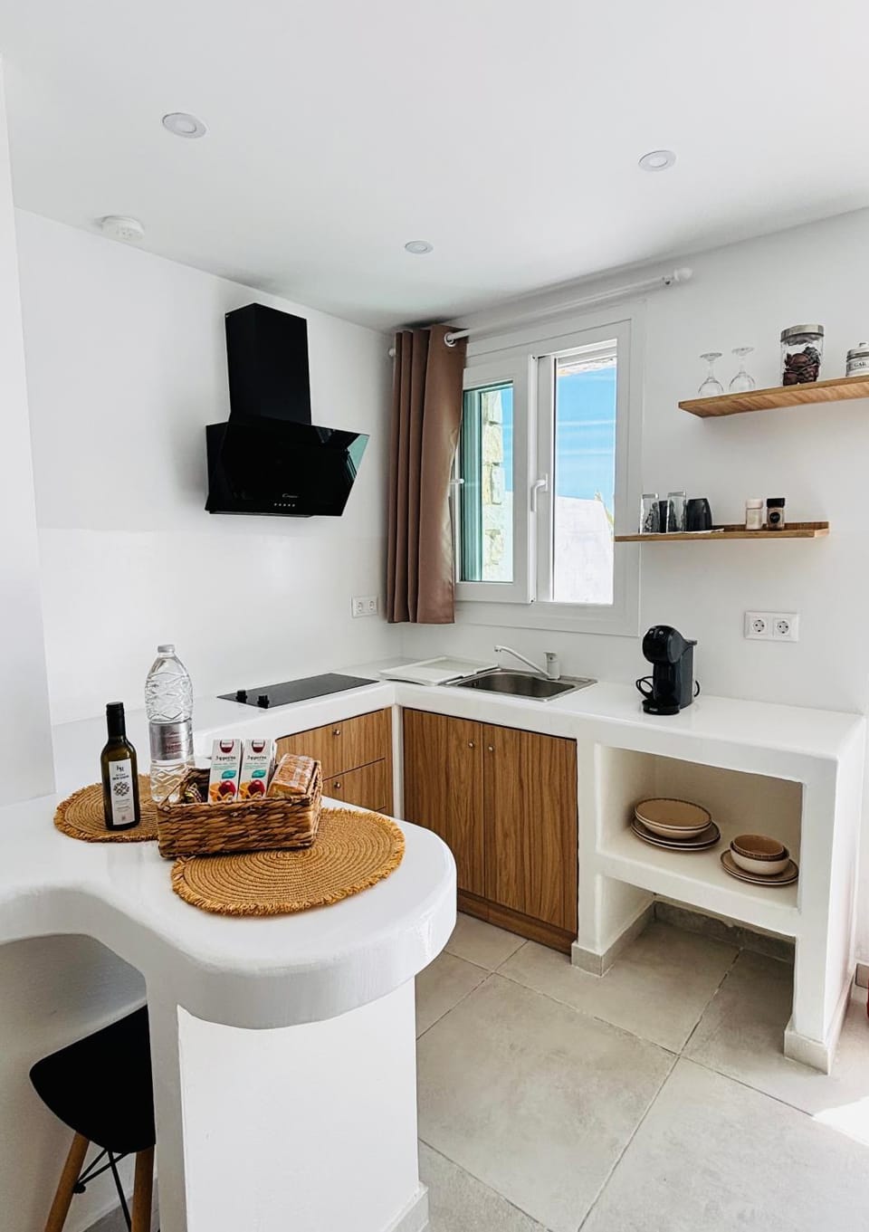Irini's House Sunbeam Apartment in Paros, Greece