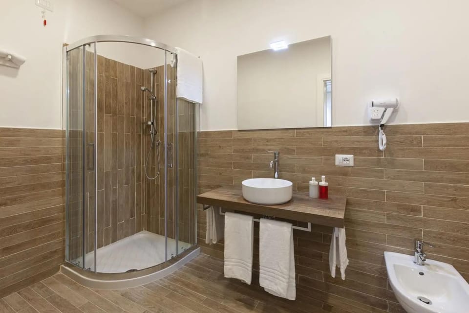 Bathroom, Living room