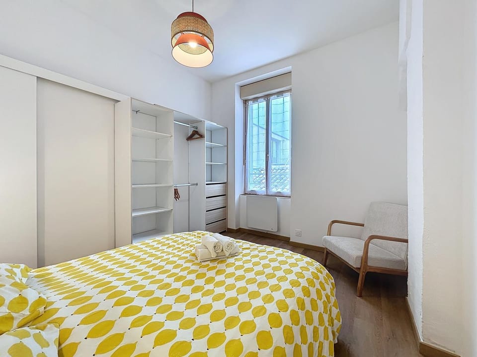 Bed, Bedroom, wardrobe